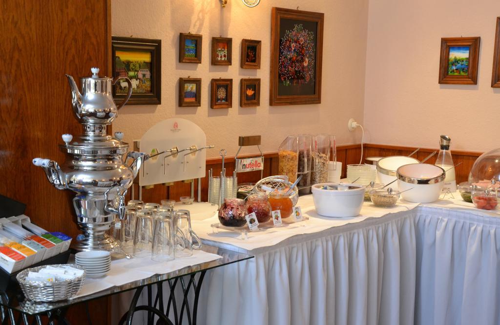 Hotel Binz Бернкастель-Кюс Екстер'єр фото